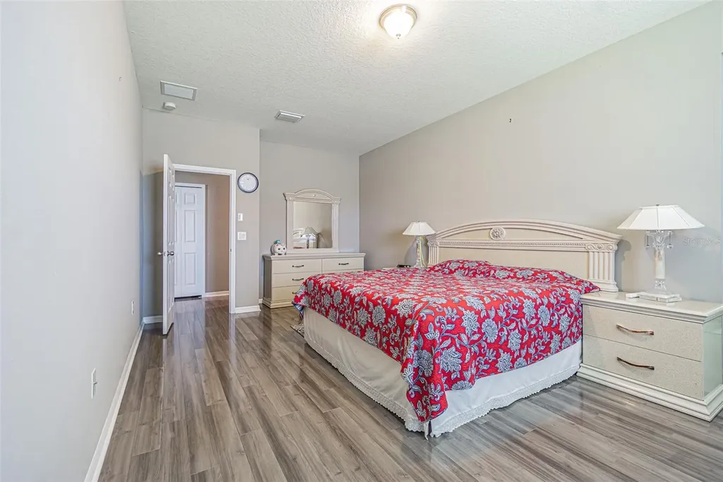 1667 Nature View Drive Lutz FL 33558