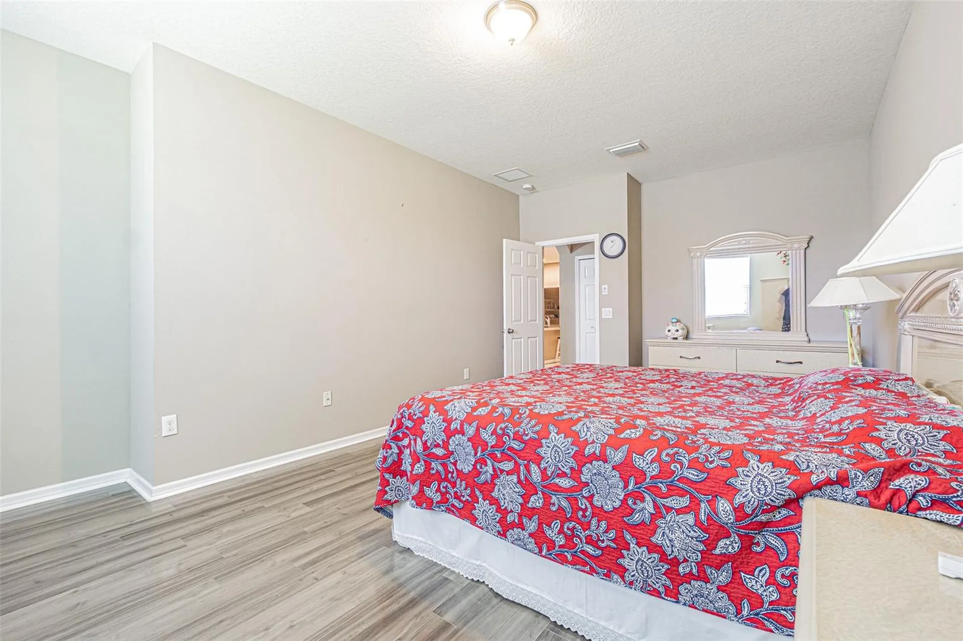1667 Nature View Drive Lutz FL 33558