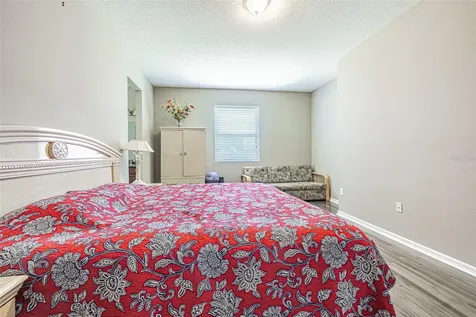1667 Nature View Drive Lutz FL 33558