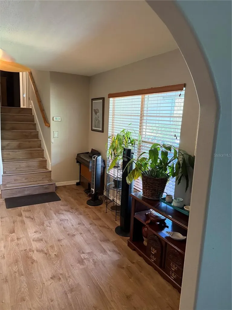 546 Hillcrest Street Altamonte Springs FL 32701