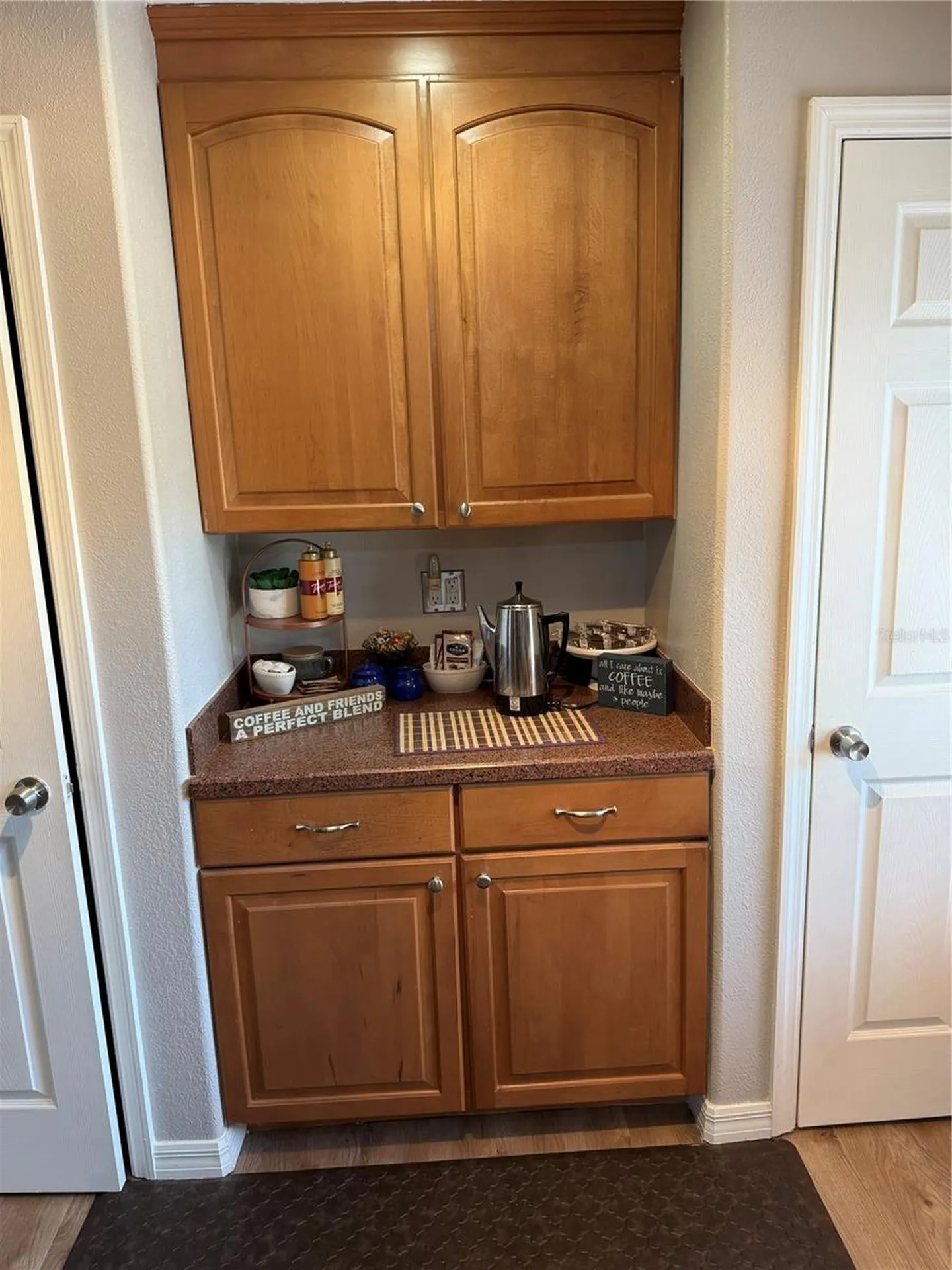 546 Hillcrest Street Altamonte Springs FL 32701
