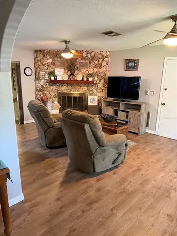 546 Hillcrest Street Altamonte Springs FL 32701