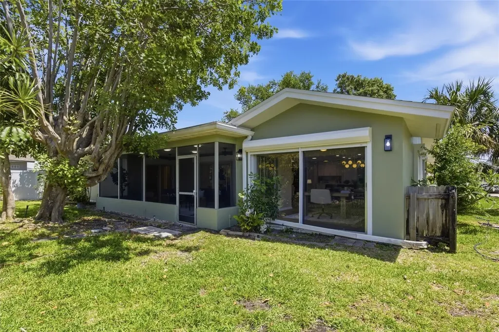 13891 88th Terrace Seminole FL 33776