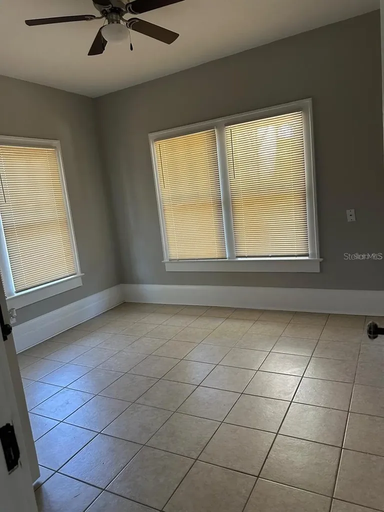 221 N Julia Avenue Deland FL 32720