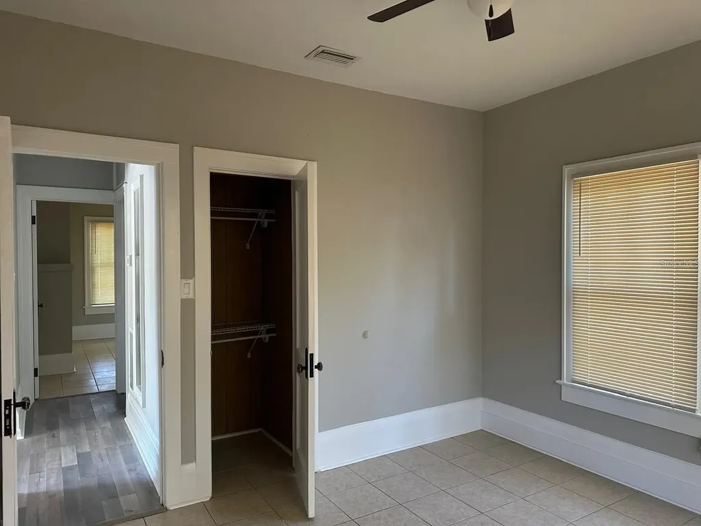 221 N Julia Avenue Deland FL 32720