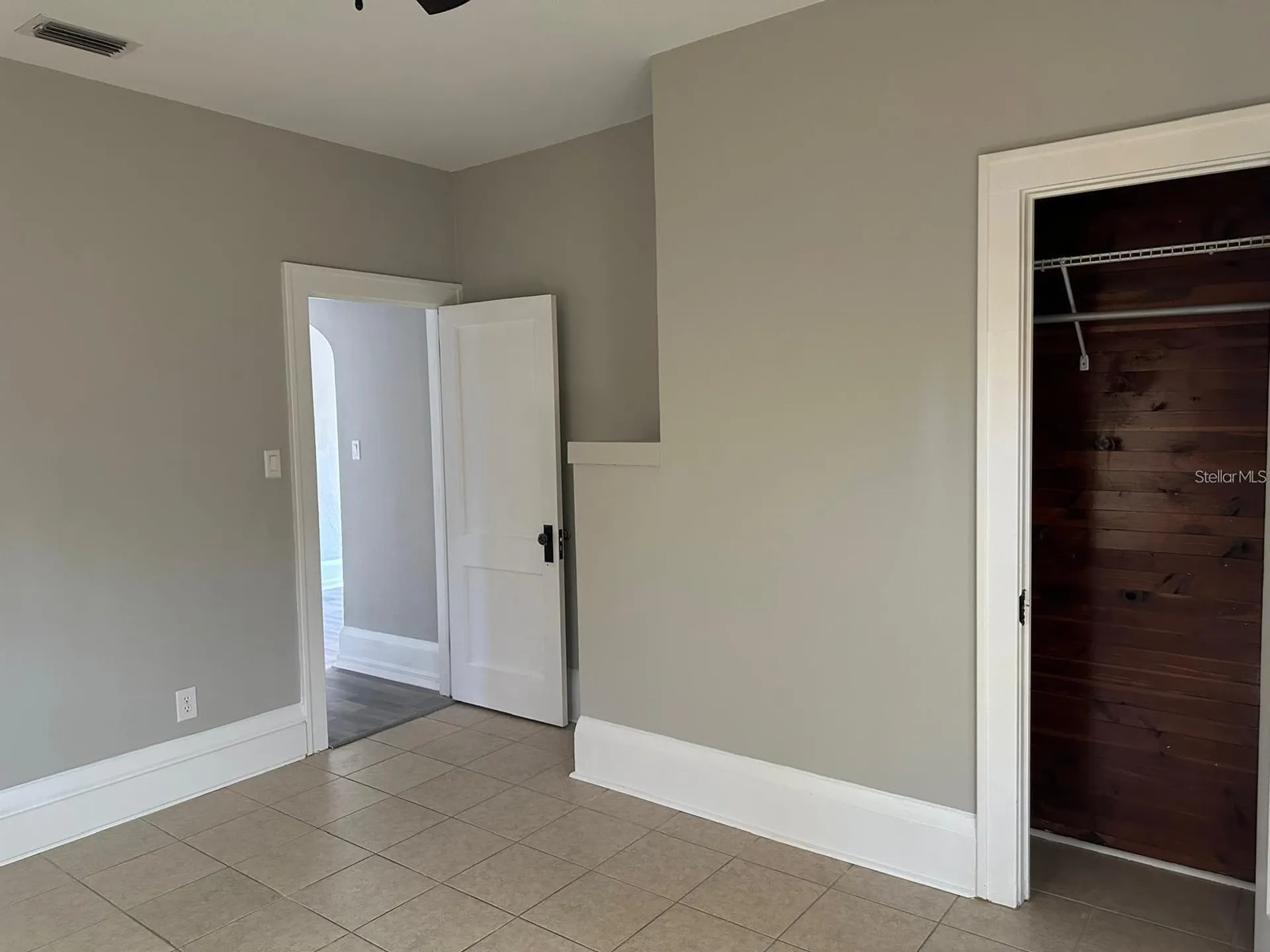 221 N Julia Avenue Deland FL 32720