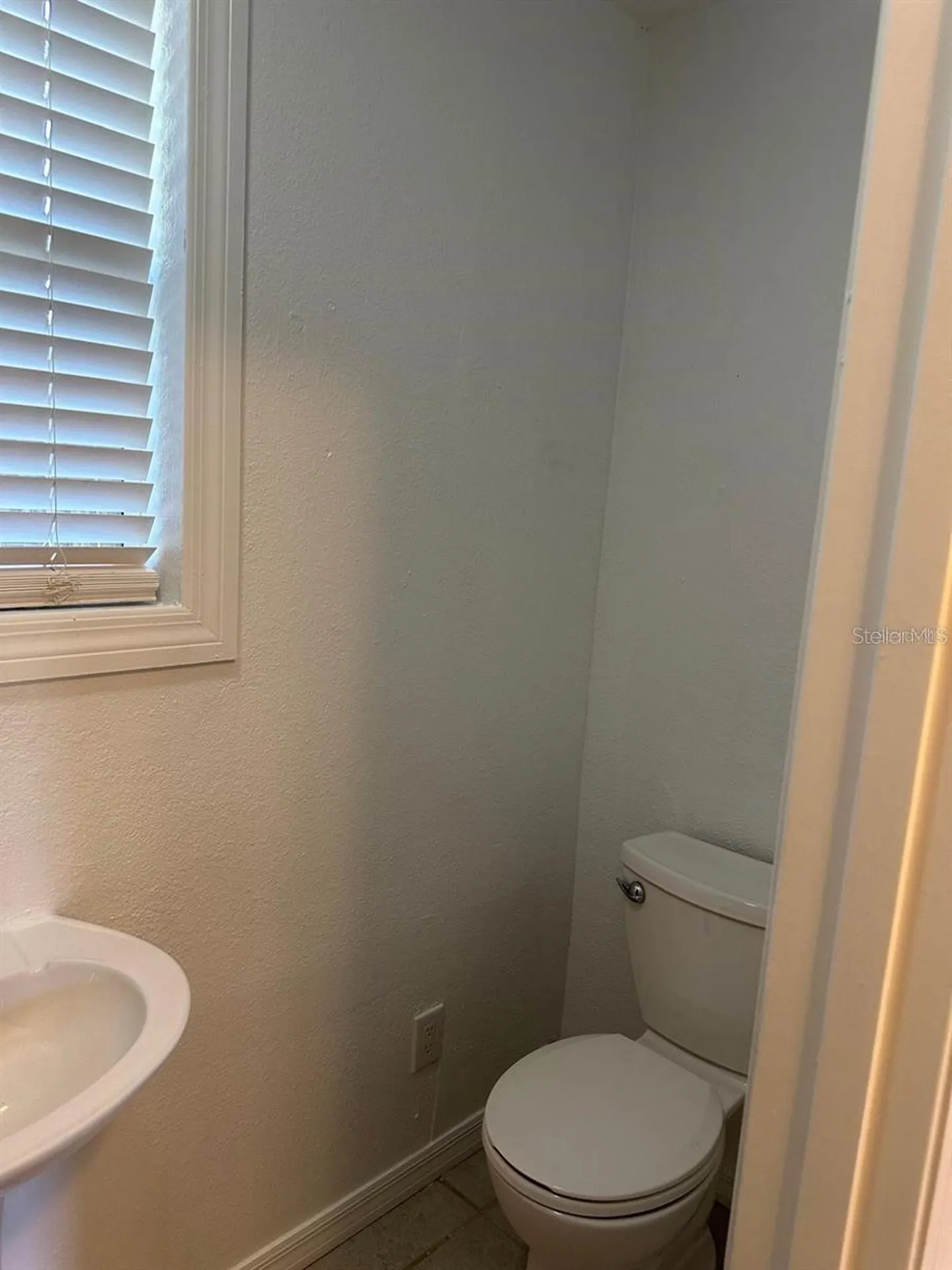 221 N Julia Avenue Deland FL 32720