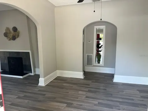 221 N Julia Avenue Deland FL 32720