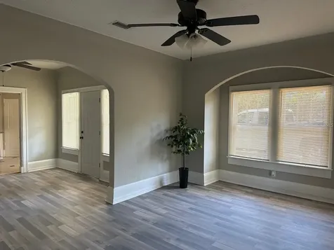 221 N Julia Avenue Deland FL 32720