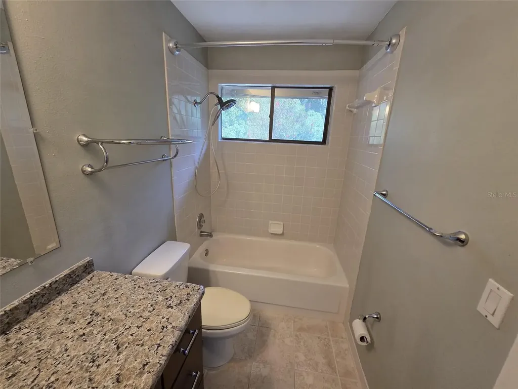 2478 Forest Way Gainesville FL 32605