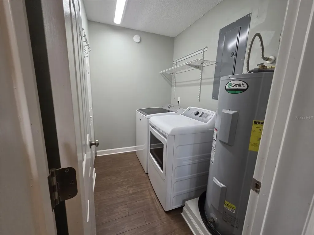 2478 Forest Way Gainesville FL 32605