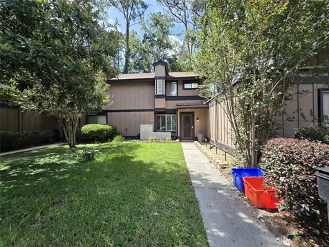 2478 Forest Way Gainesville FL 32605