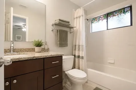 2478 Forest Way Gainesville FL 32605