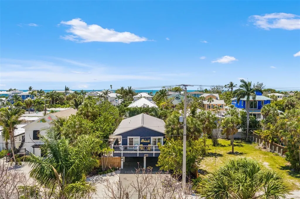 8106 Gulf Drive Holmes Beach FL 34217