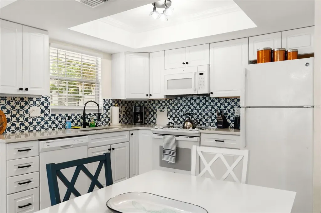 8106 Gulf Drive Holmes Beach FL 34217