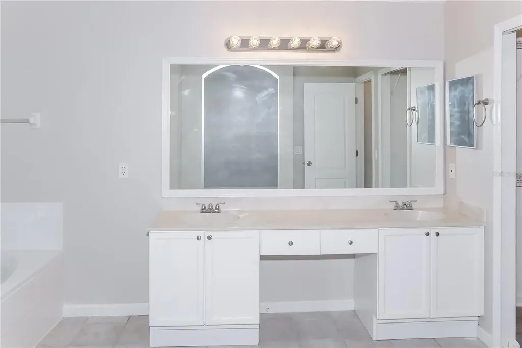 2544 Meadow Oaks Loop Clermont FL 34714
