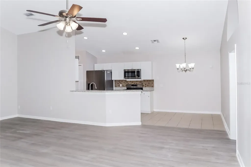 2544 Meadow Oaks Loop Clermont FL 34714