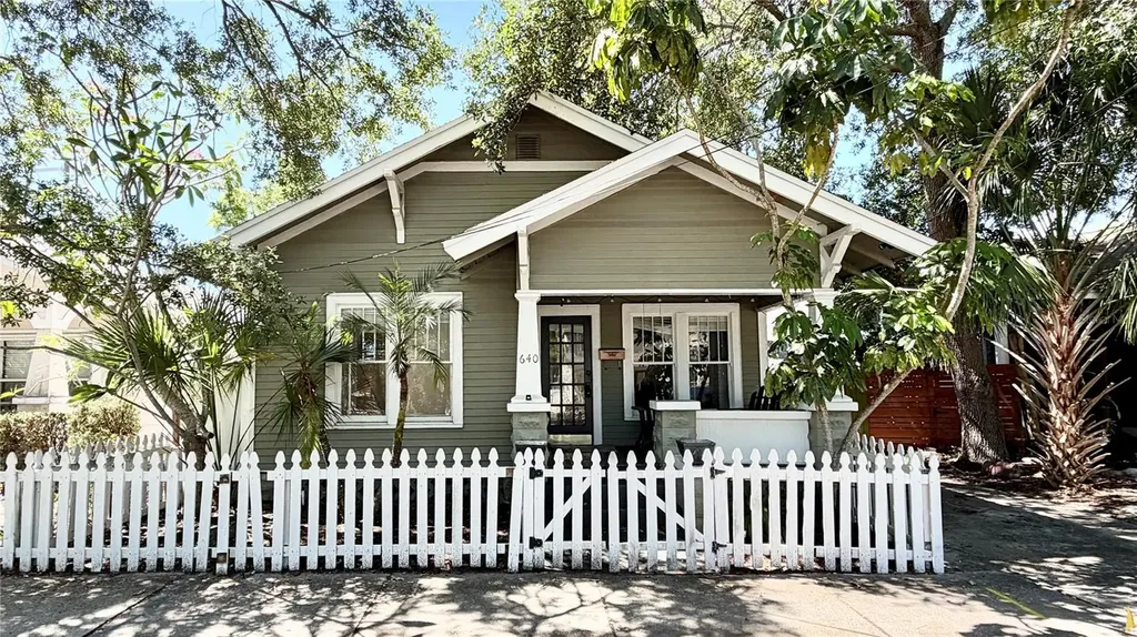 640 9th Avenue N St Petersburg FL 33701