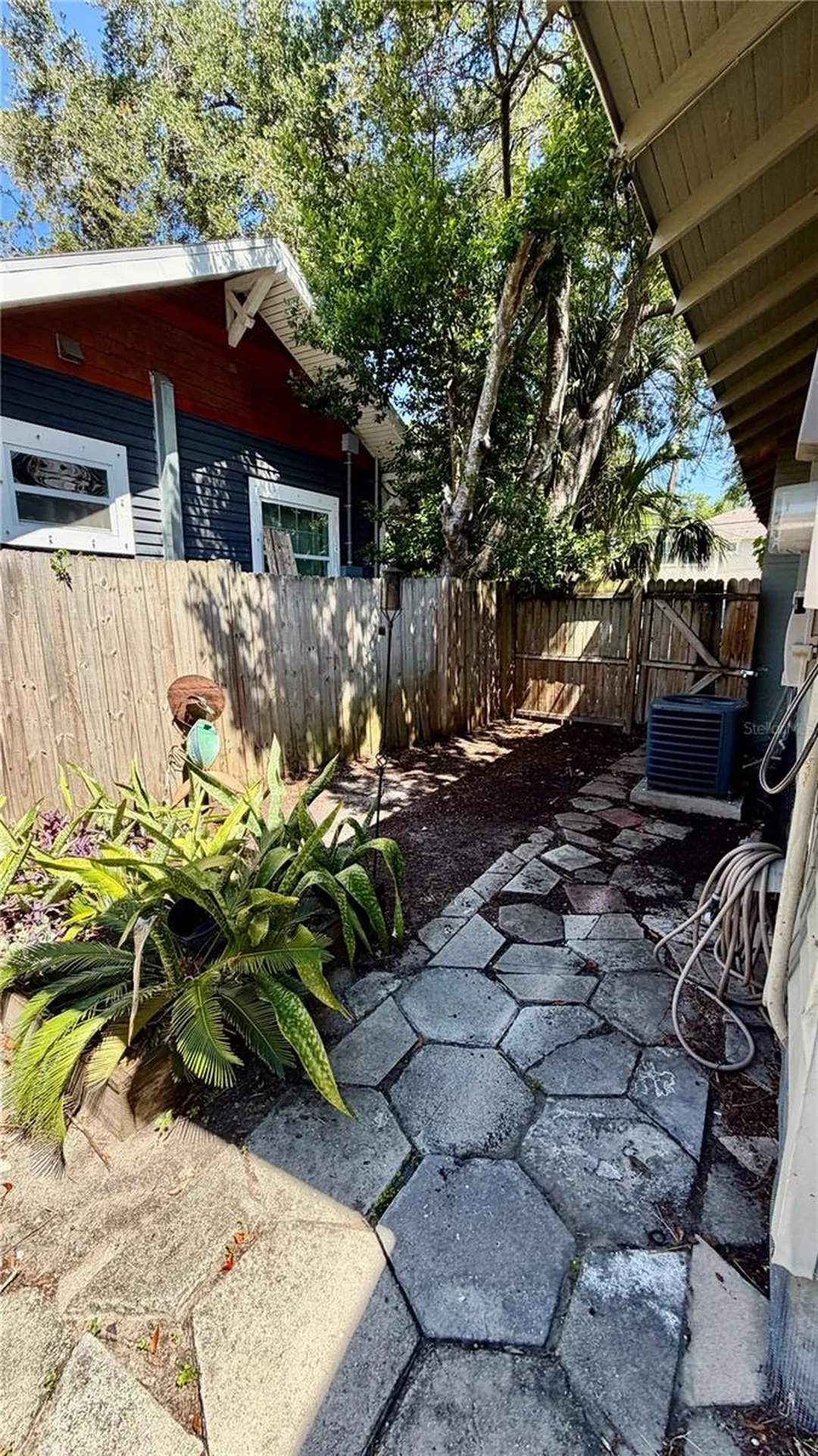 640 9th Avenue N St Petersburg FL 33701