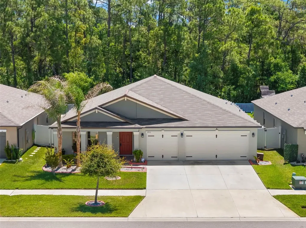 13511 Willow Bluestar Loop Riverview FL 33579