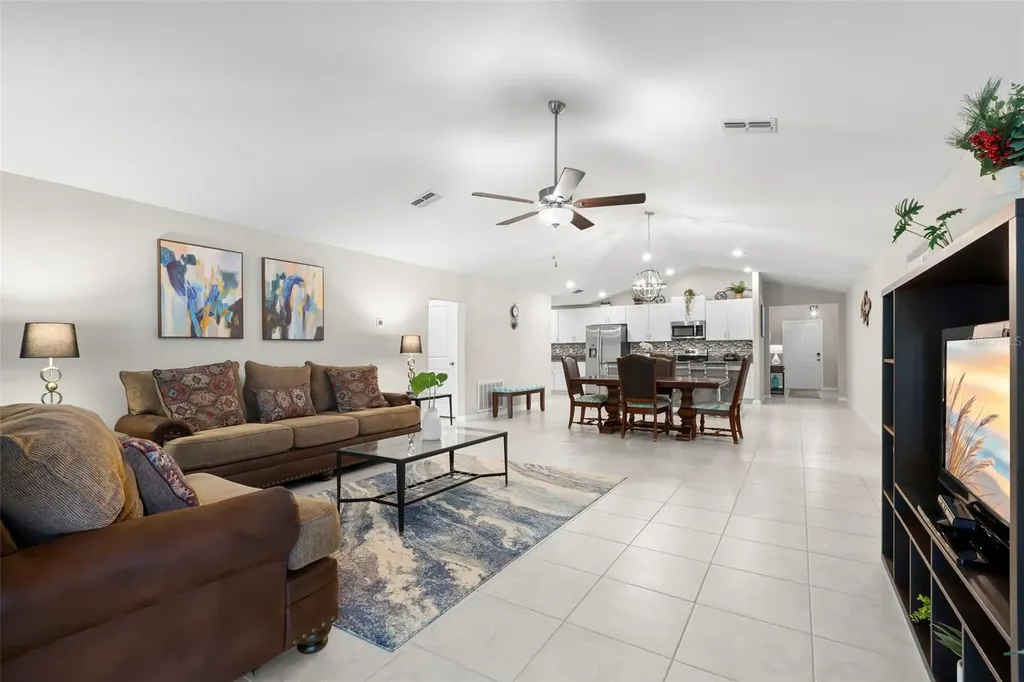 13511 Willow Bluestar Loop Riverview FL 33579