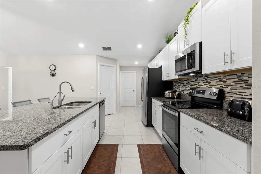 13511 Willow Bluestar Loop Riverview FL 33579