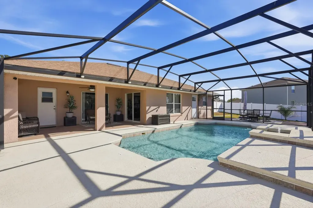 1909 Montebello Avenue Deltona FL 32738