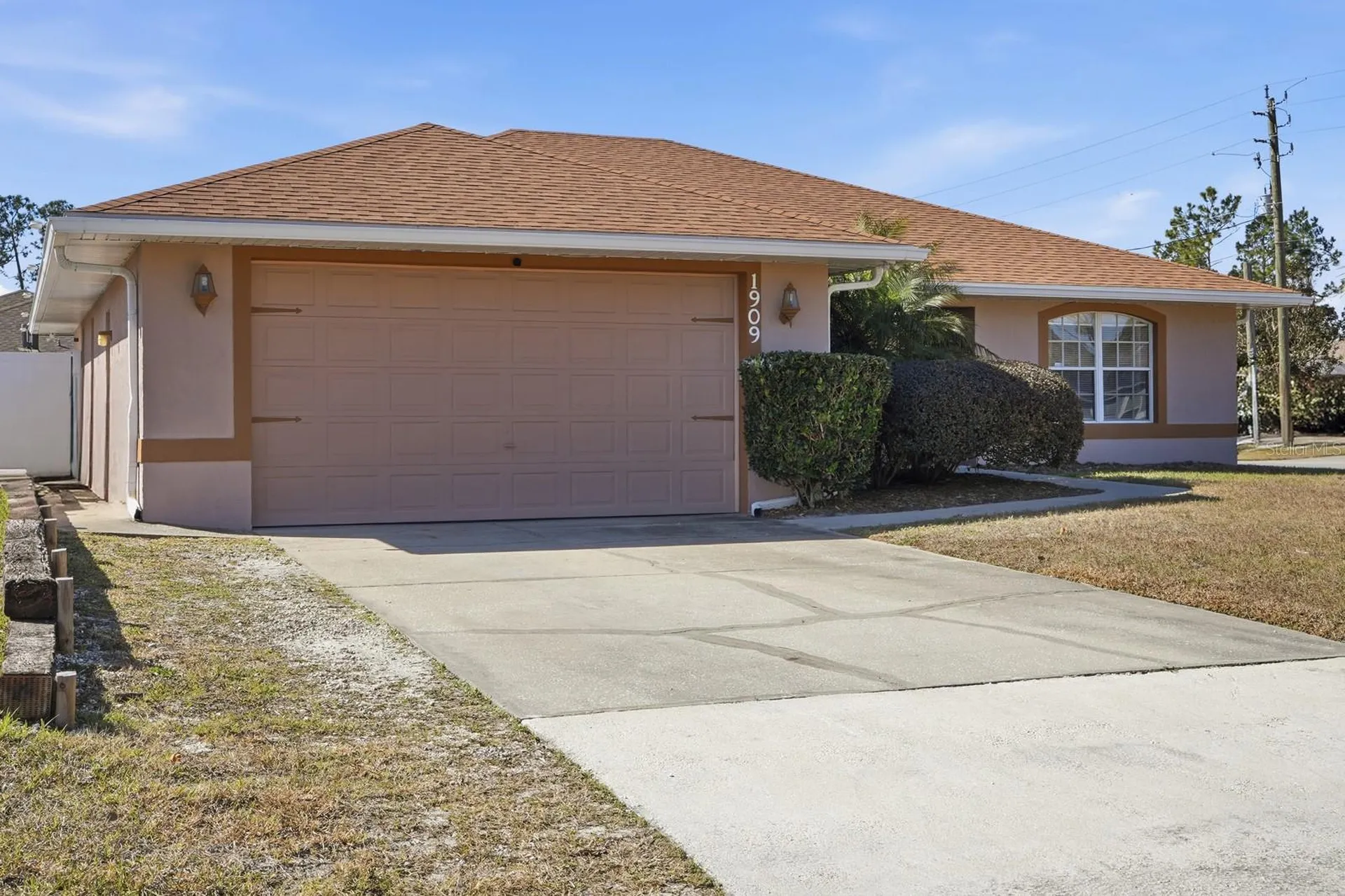 1909 Montebello Avenue Deltona FL 32738