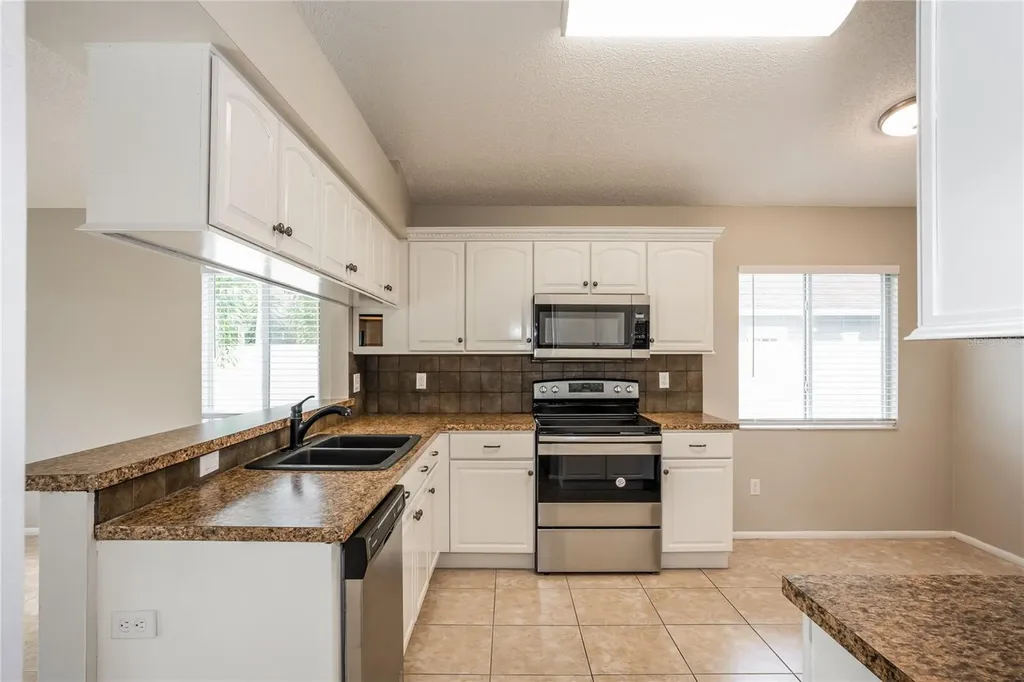 11015 Peking Place Tampa FL 33624