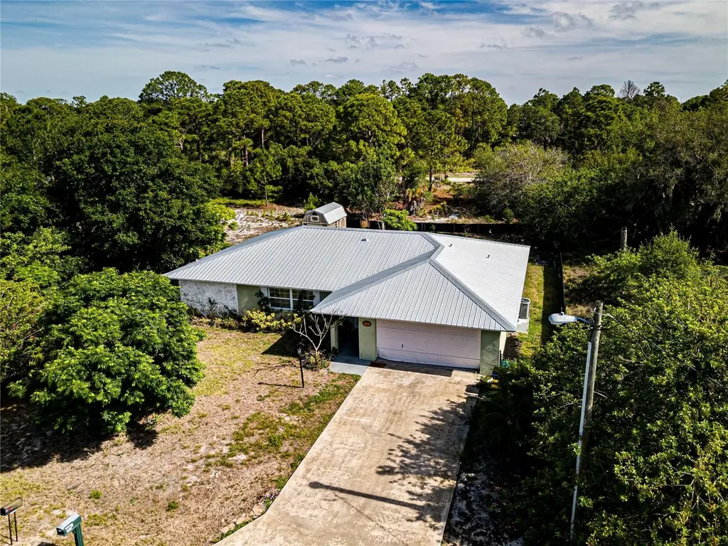 244 Vienna Avenue Lake Placid FL 33852