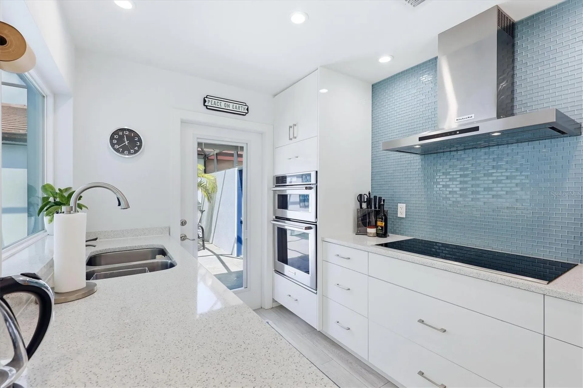 3694 Glen Oaks Manor Drive Sarasota FL 34232