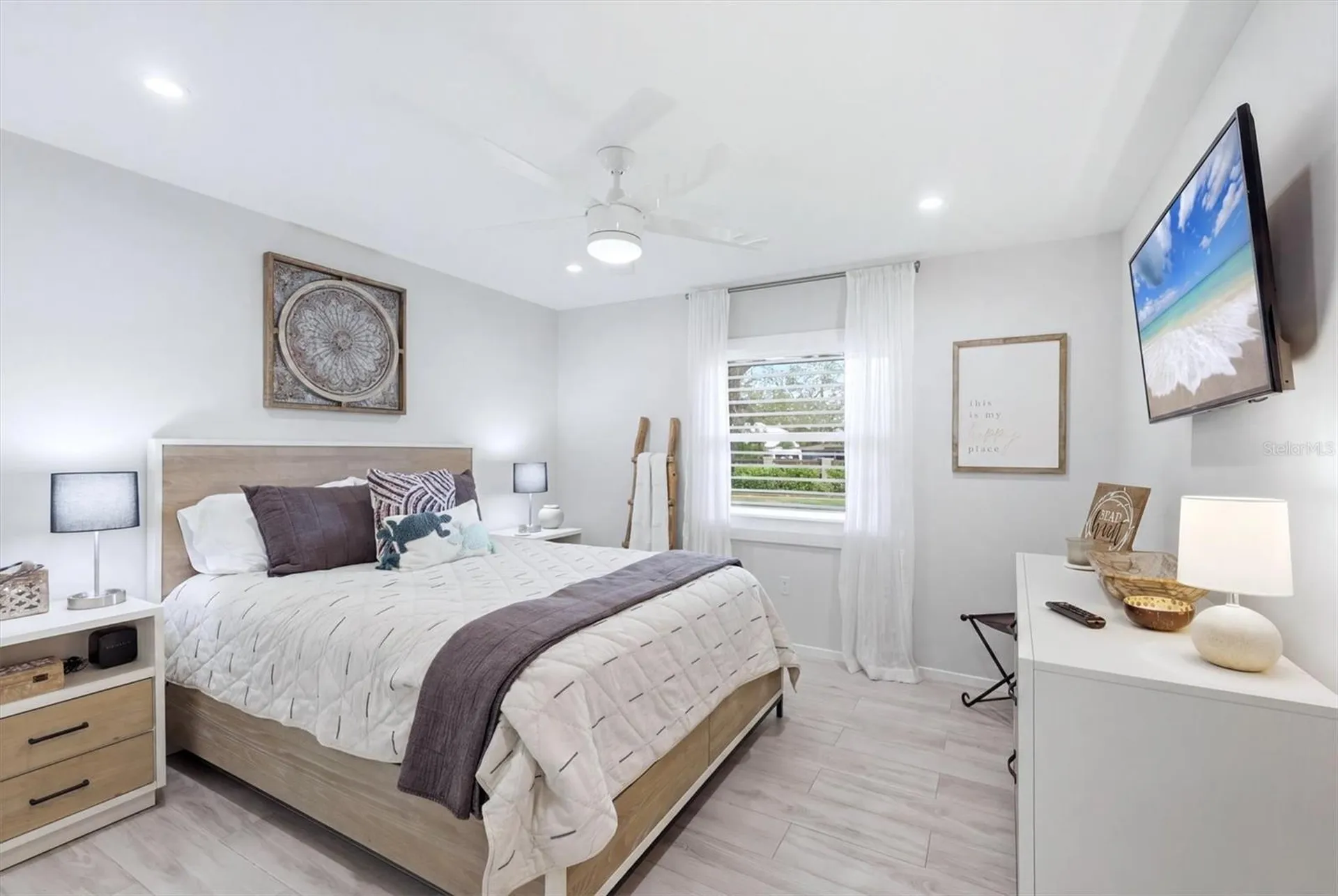 3694 Glen Oaks Manor Drive Sarasota FL 34232