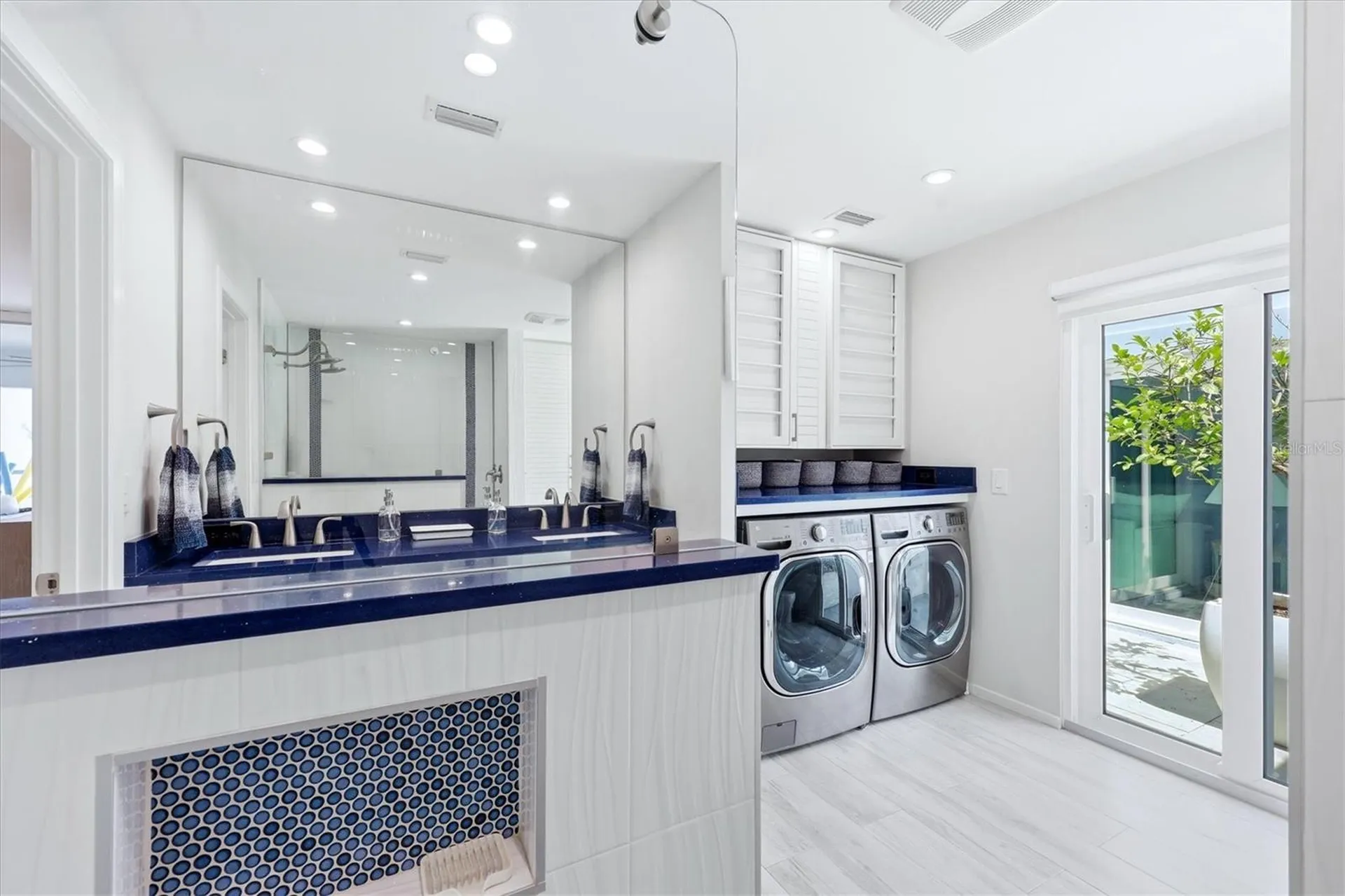 3694 Glen Oaks Manor Drive Sarasota FL 34232