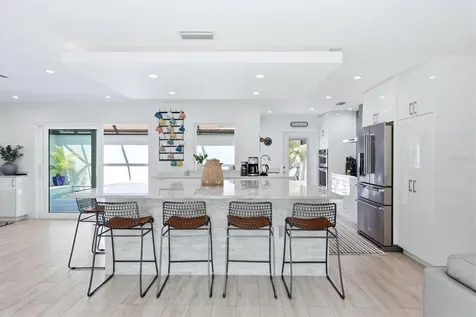 3694 Glen Oaks Manor Drive Sarasota FL 34232