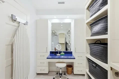 3694 Glen Oaks Manor Drive Sarasota FL 34232