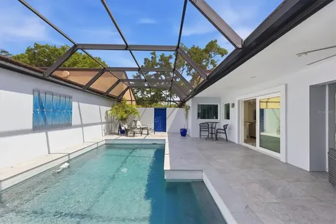 3694 Glen Oaks Manor Drive Sarasota FL 34232