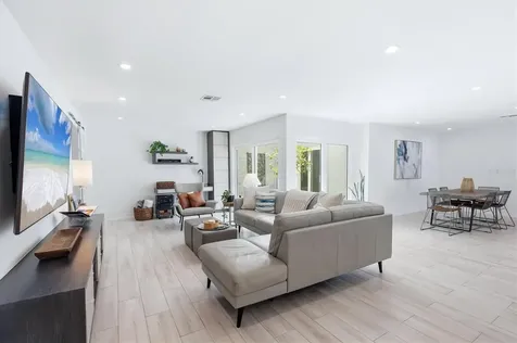 3694 Glen Oaks Manor Drive Sarasota FL 34232