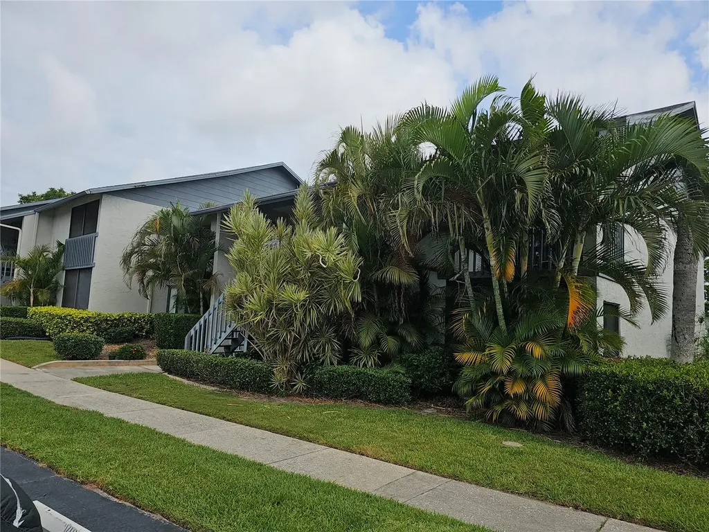 11201 122nd Avenue Largo FL 33778