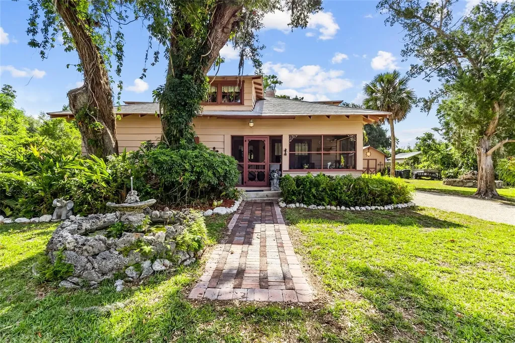 117 Tucker Avenue Sarasota FL 34232