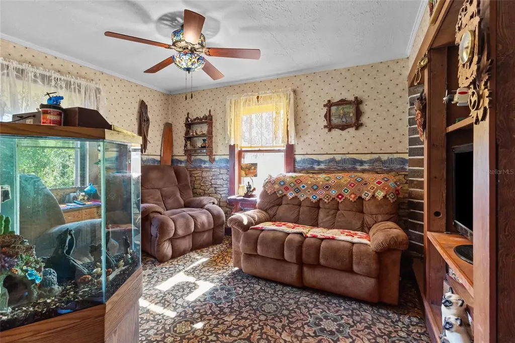 117 Tucker Avenue Sarasota FL 34232
