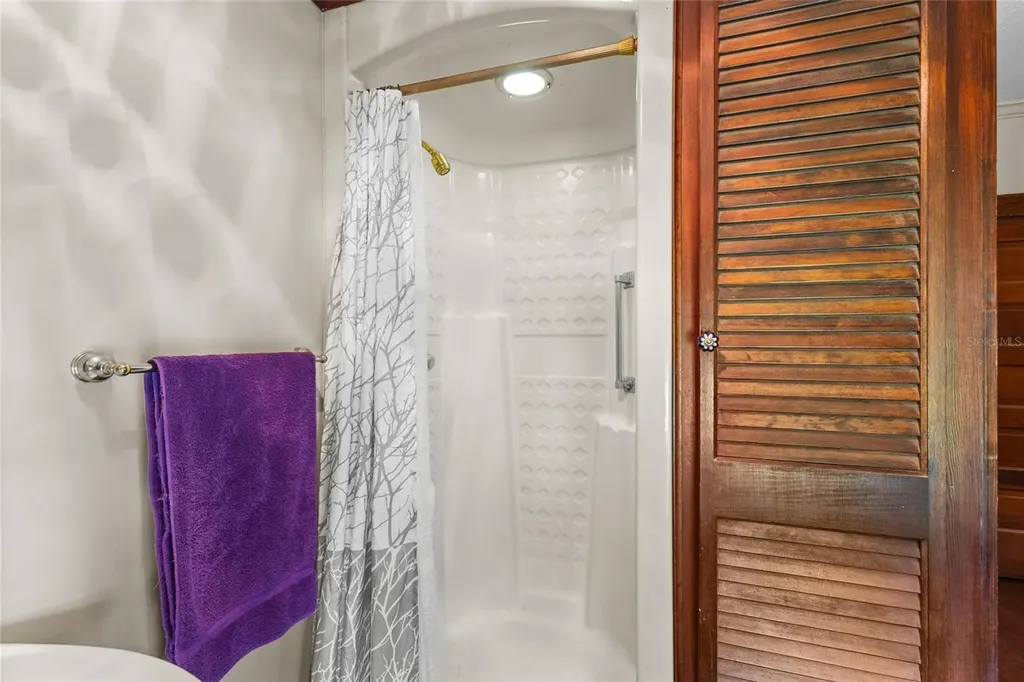 117 Tucker Avenue Sarasota FL 34232