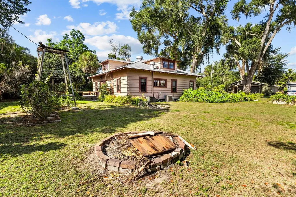 117 Tucker Avenue Sarasota FL 34232