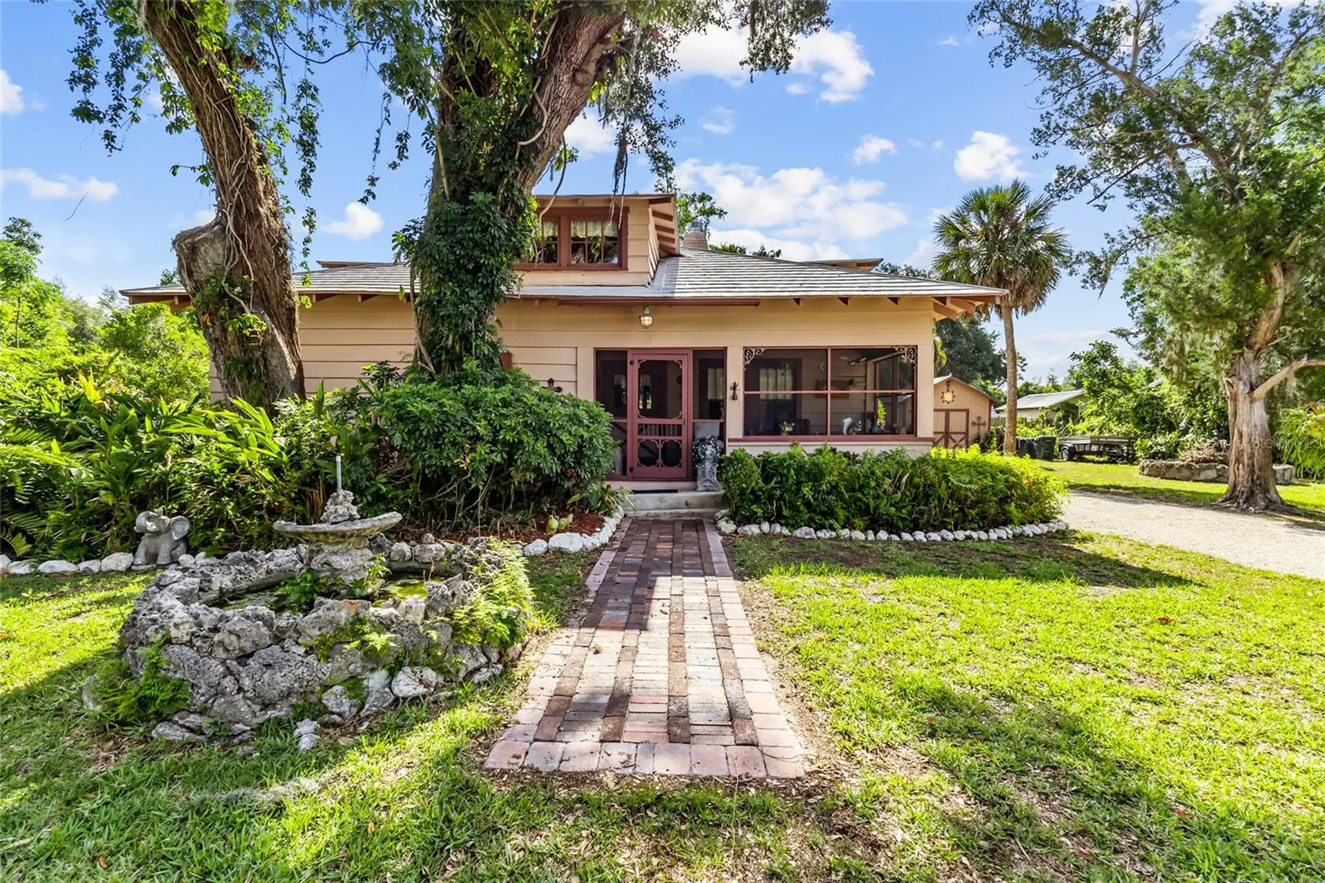 117 Tucker Avenue Sarasota FL 34232
