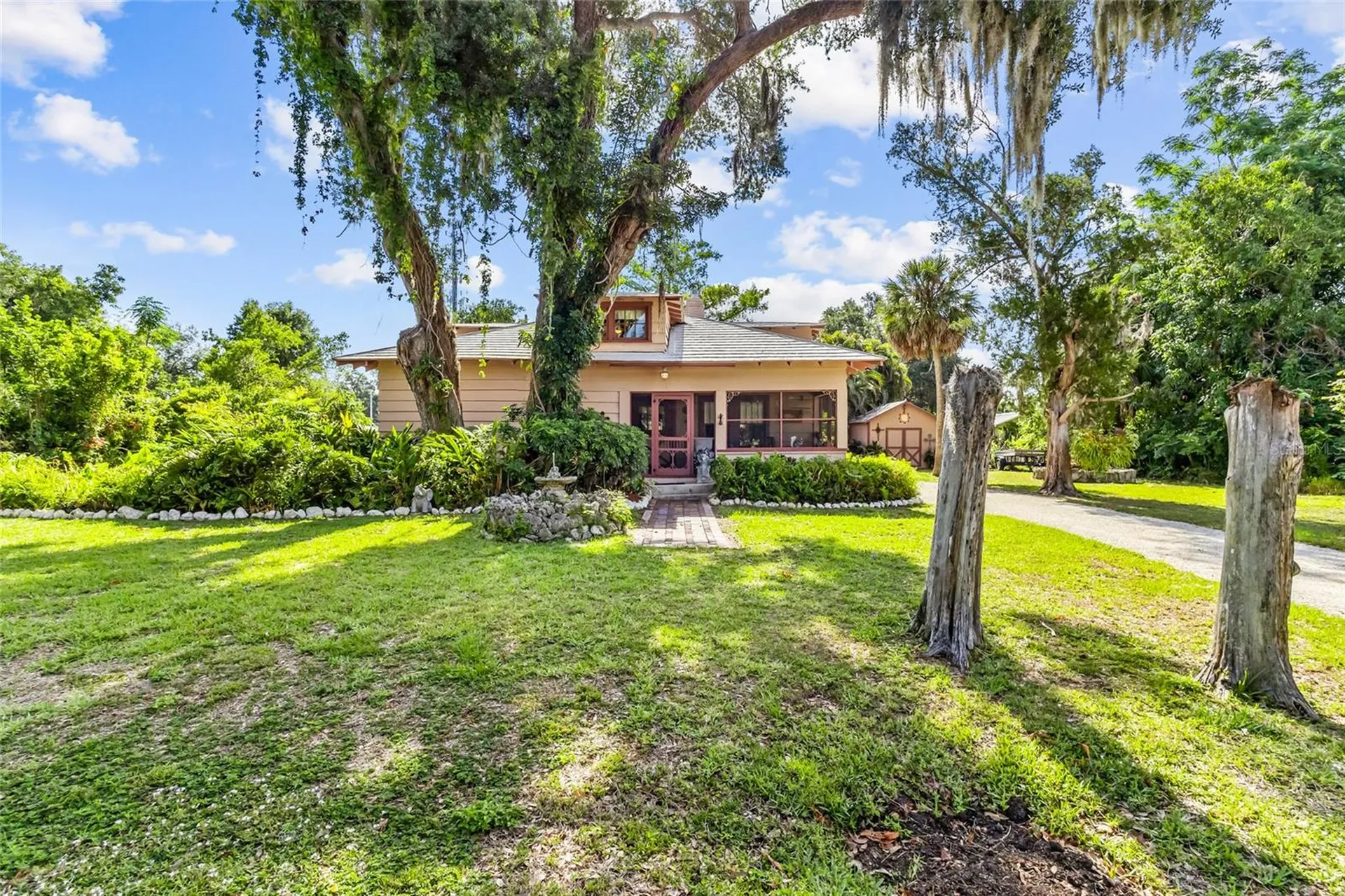 117 Tucker Avenue Sarasota FL 34232