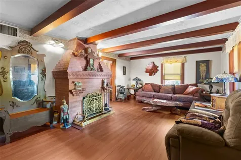 117 Tucker Avenue Sarasota FL 34232