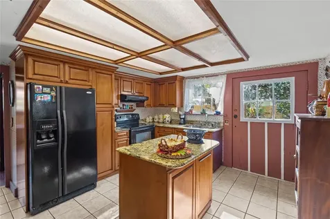 117 Tucker Avenue Sarasota FL 34232