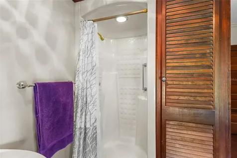 117 Tucker Avenue Sarasota FL 34232
