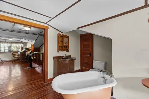 117 Tucker Avenue Sarasota FL 34232