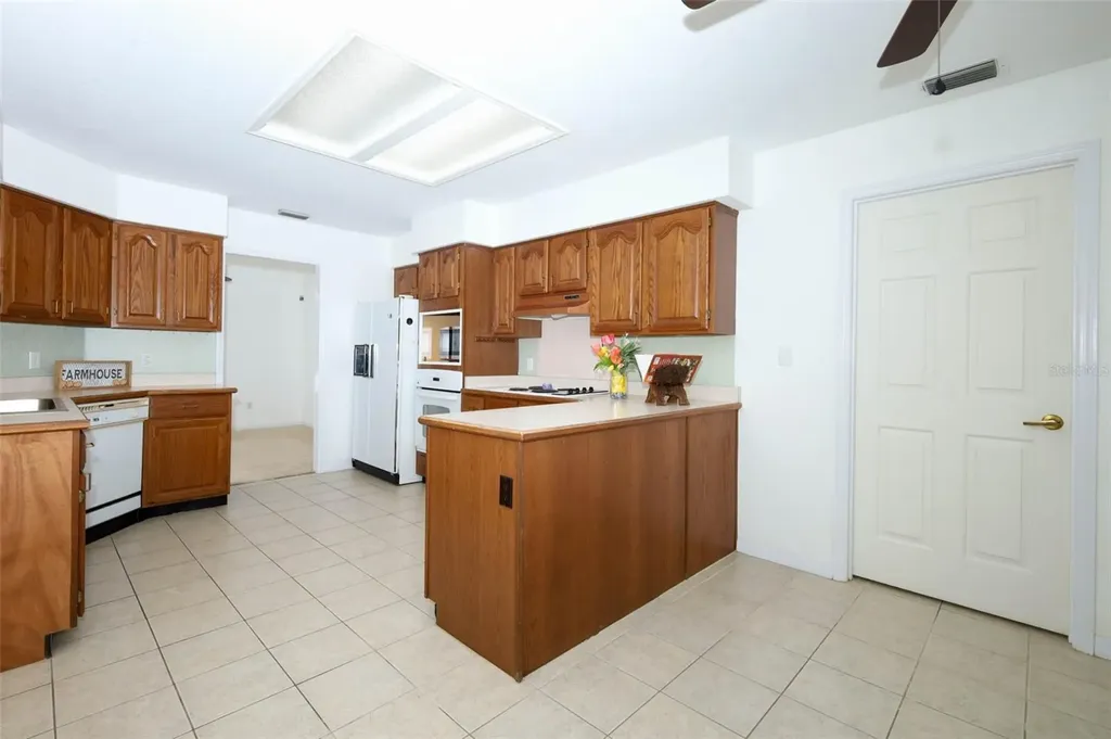 1932 Monterey Drive Deltona FL 32738