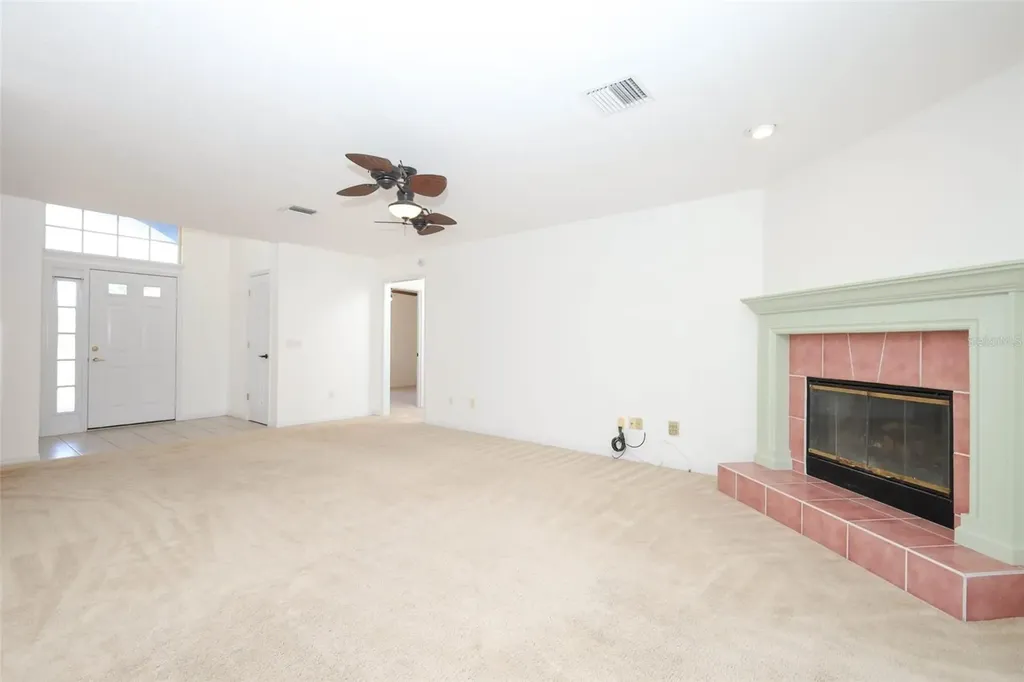 1932 Monterey Drive Deltona FL 32738